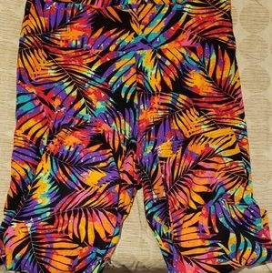 Super soft capri length leggings NWOT